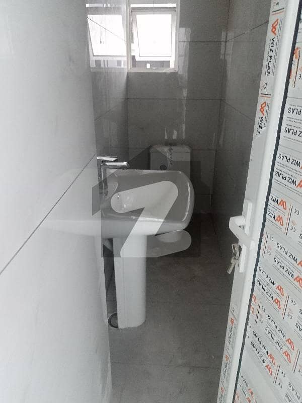 Office For Sale with tenant DHA Defence, Karachi ID48899302