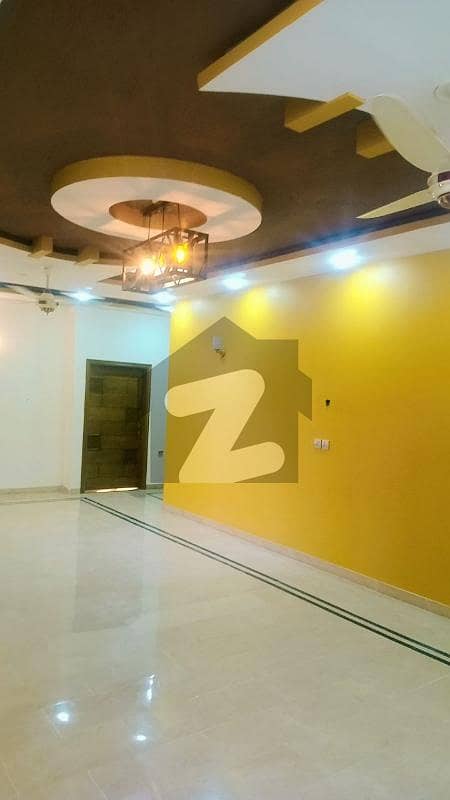 ڈی ایچ اے فیز 7 ڈی ایچ اے ڈیفینس,کراچی میں 4 کمروں کا 1 کنال بالائی پورشن 1.9 لاکھ میں کرایہ پر دستیاب ہے۔