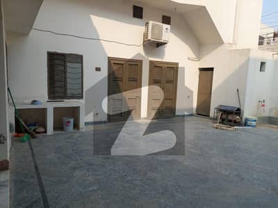 10 marla house available for sale Location: Alraheem Colony Multan Near to Nishter Hospital Multan