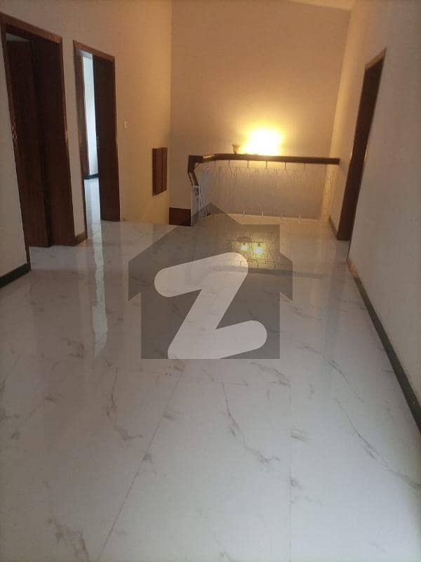 ویسٹریج راولپنڈی میں 4 کمروں کا 10 مرلہ مکان 3.9 کروڑ میں برائے فروخت۔