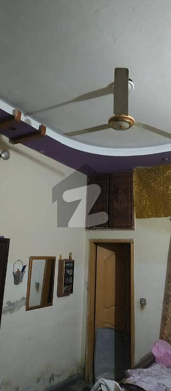 جوہر ٹاؤن فیز 1 جوہر ٹاؤن,لاہور میں 4 کمروں کا 5 مرلہ مکان 1.65 کروڑ میں برائے فروخت۔