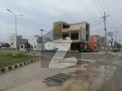 سوک ویلی فیز 2 سوک ویلی,چک جھمرہ روڈ,فیصل آباد میں 7 مرلہ رہائشی پلاٹ 44.81 لاکھ میں برائے فروخت۔