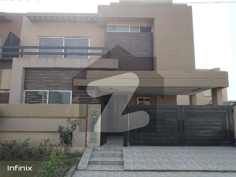 9 Marla House for Rent in Banker avenue Housing Society Main bedian Road