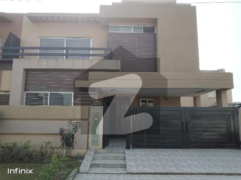 9 Marla House for Rent in Banker avenue Housing Society Main bedian Road
