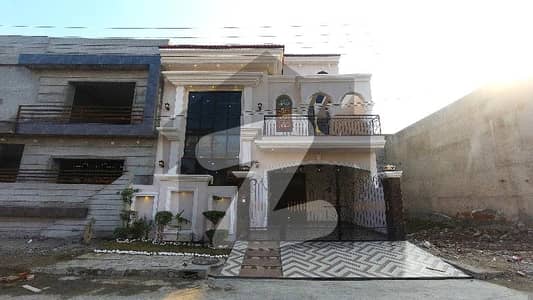 الرحیم گارڈن فیز ۵ جی ٹی روڈ,لاہور میں 5 کمروں کا 8 مرلہ مکان 3.95 کروڑ میں برائے فروخت۔