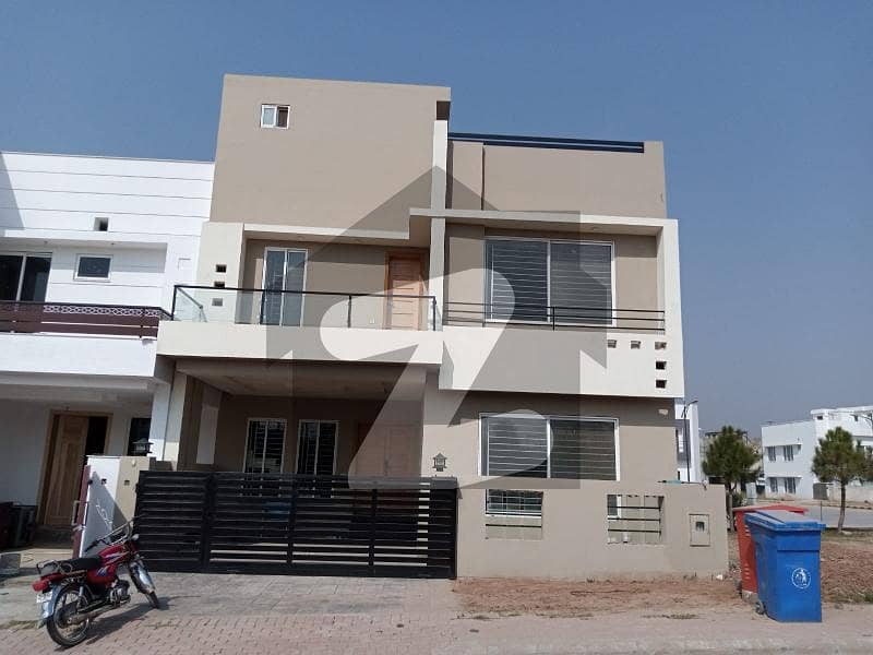 Bahria Enclave Sector H 5 Marla (26*45) House Park Facing Street Available For Sale