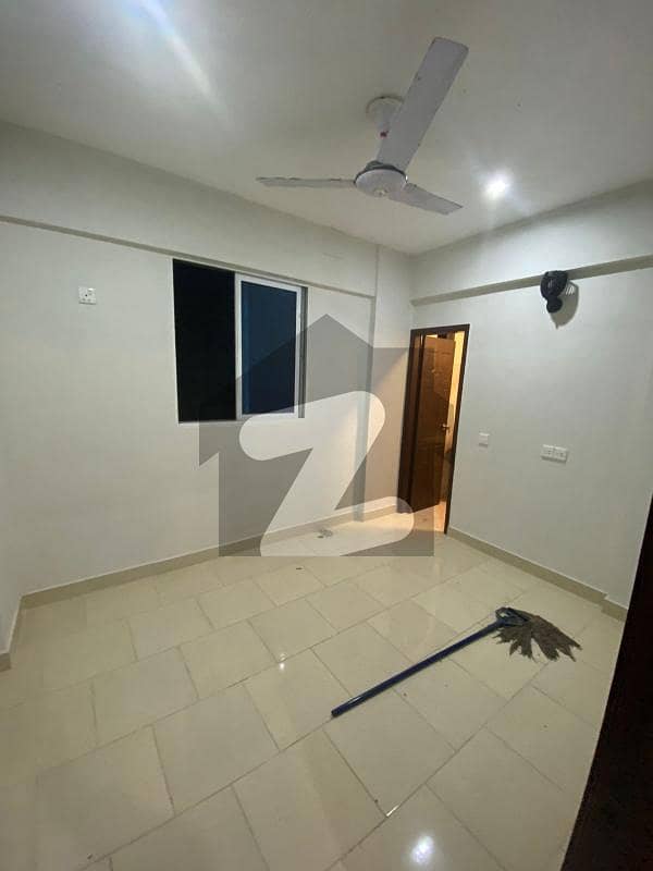 Studio Apartment 2 Bedrooms Attached Washrooms Kitchen Lounge Dha 6 Rent