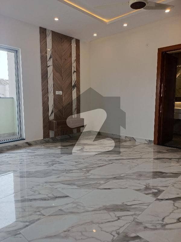 Brand New Luxury Apartment For Sale In Askari 11 Sector D Lahore