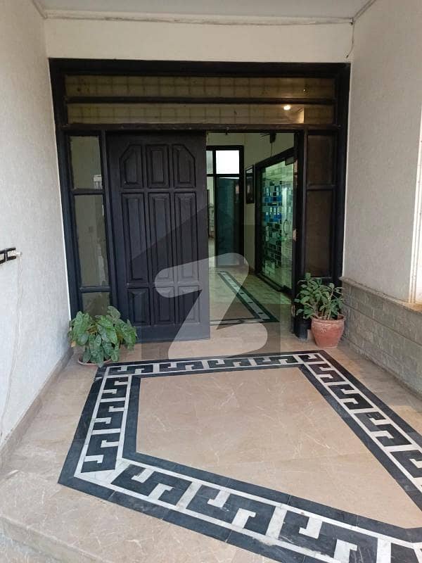 1000 Yards Bungalow for Rent in Phase V DHA Karachi