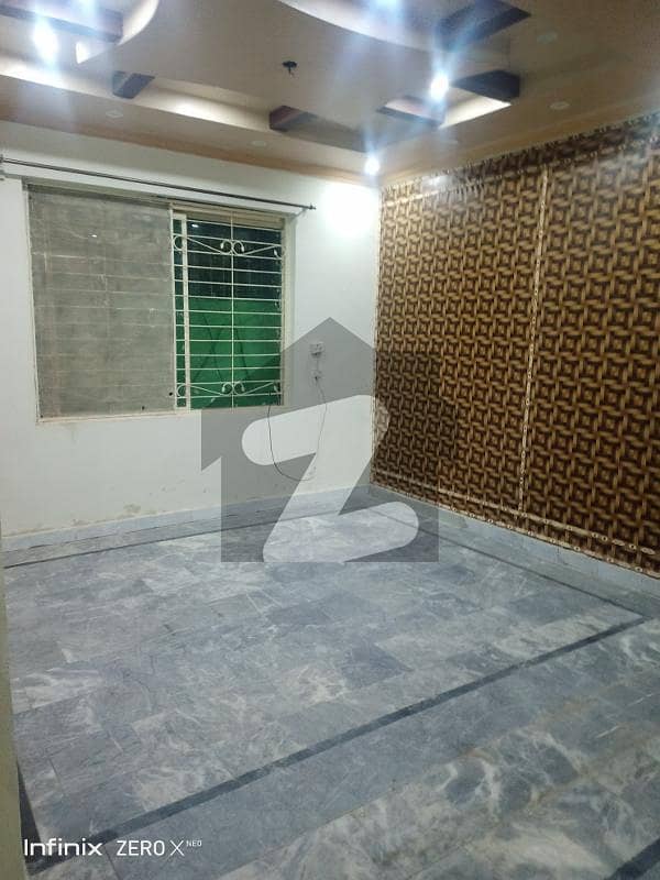 Modal TWON LINK ROAD 10 Marla 2 BAD UPER PORTION FOR RENT Model Town Link Road, Model Town