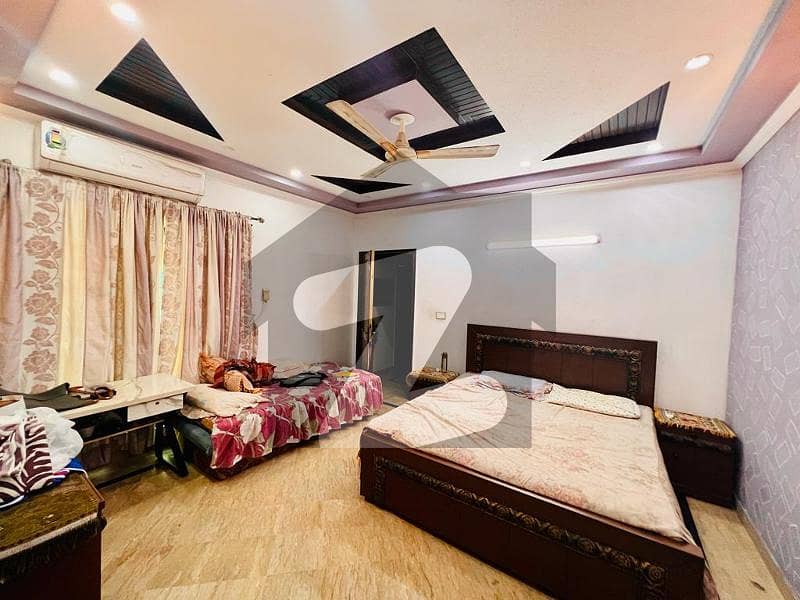 ڈیوائن گارڈنز لاہور میں 3 کمروں کا 6 مرلہ مکان 2.3 کروڑ میں برائے فروخت۔