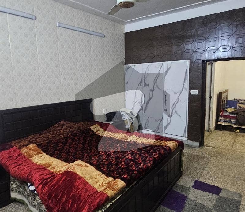 علامہ اقبال ٹاؤن ۔ خیبر بلاک علامہ اقبال ٹاؤن,لاہور میں 4 کمروں کا 5 مرلہ مکان 1.95 کروڑ میں برائے فروخت۔
