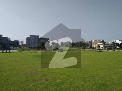 Ready To Buy A Near To Mosque Residential Plot 1800 Square Feet In Faisal Town Phase 1 - Block B