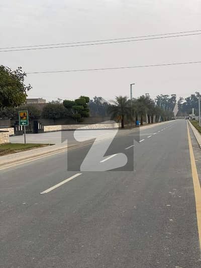 ستارہ قمر ولاز فیصل آباد میں 19 مرلہ رہائشی پلاٹ 4.75 کروڑ میں برائے فروخت۔