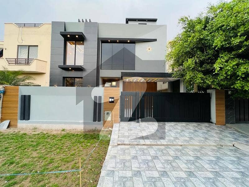 10 Marla House Available For Sale In DHA Phase 6
