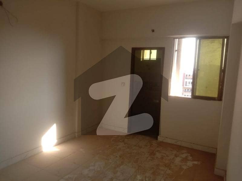 900 Square Feet Flat For sale Is Available In North Karachi - Sector 5-H