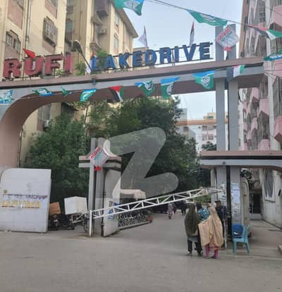 روفی لیک ڈرائیو اپارٹمنٹ کراچی میں 3 کمروں کا 9 مرلہ فلیٹ 1.55 کروڑ میں برائے فروخت۔