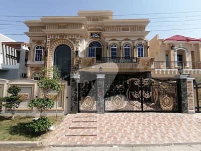 Looking For A Prime Location House In Multan