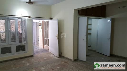 One Master Room With Store Bath & Kitchen For Rent