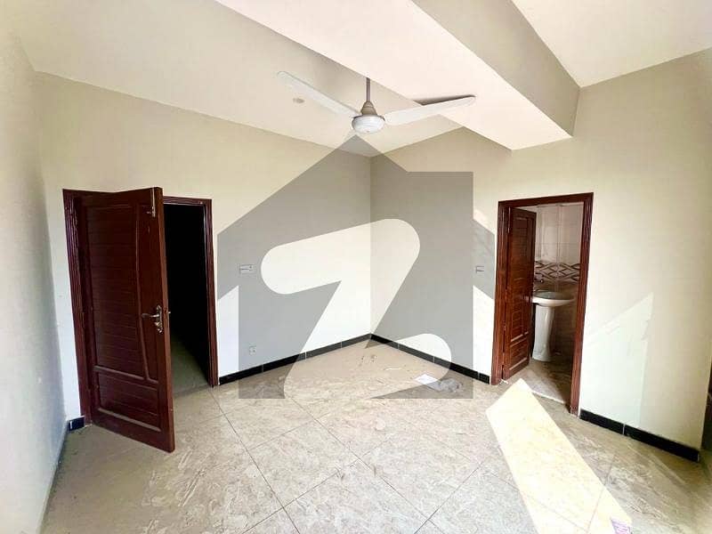 3 BEDROOM FLAT FOR SALE F-17 ISLAMABAD ALL FACILITY AVAILABLE CDA APPROVED SECTOR MPCHS