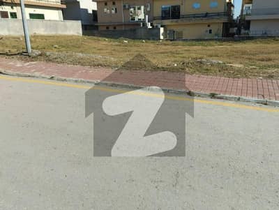 Bahria Town Phase 8 Sector E 10 Marla Plot Available For Sale