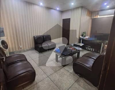 مصطفیٰ ٹاؤن لاہور میں 5 کمروں کا 1 کنال مکان 5.5 کروڑ میں برائے فروخت۔