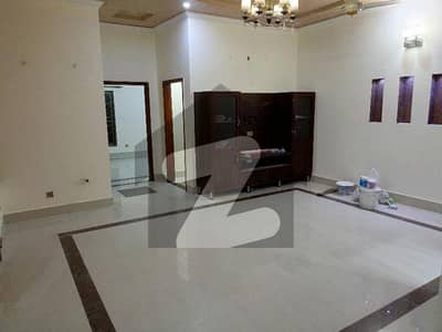 10 Marla Almost Brand New Ground Floor Portion Available For Rent In Pia Society Near Shaukat Khanam Hospital