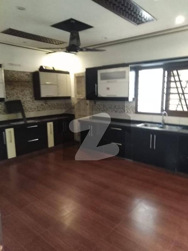 Lavish Bungalow For Rent in DHA phase 8