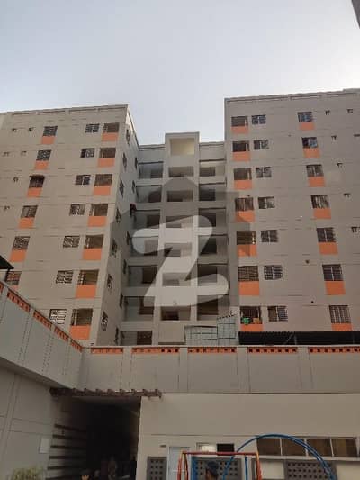 9th Floor, Outstanding Location, lease 2 Bed D/D, Ultra-Luxurious BANK LOAN POSSIBLE,GREY NOOR TOWERS SCHEME33 Near MEMON Hospital