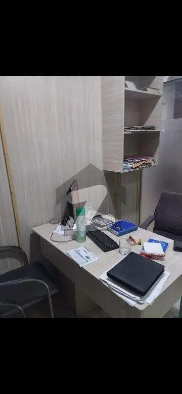 1500 Sq ft office Space on rent at Shahrah e Faisal.
