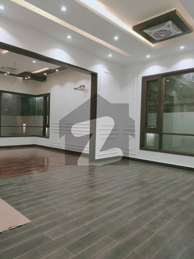 500 Sq. Yds. Brand New With Pool & Basement For Sale At Main Commercial Avenue, DHA Phase 7