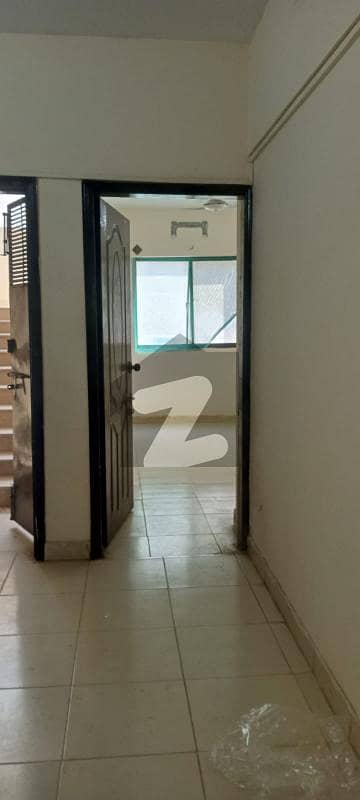 450 Sq. Ft 2nd Floor Studio Apartment Available For Rent