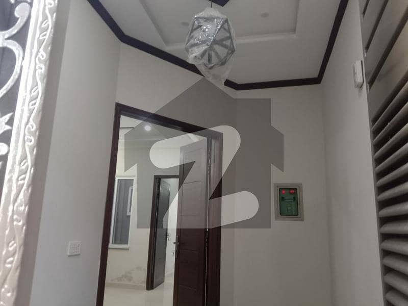 شاہ خاور ٹاؤن لاہور میں 3 کمروں کا 2 مرلہ مکان 1.2 کروڑ میں برائے فروخت۔