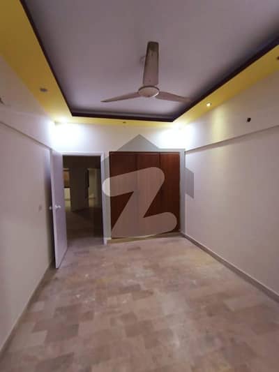 ڈی ایچ اے فیز 6 ڈی ایچ اے ڈیفینس,کراچی میں 2 کمروں کا 4 مرلہ فلیٹ 1.17 کروڑ میں برائے فروخت۔