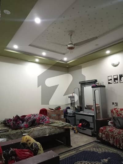 رضوان گارڈن سکیم لاہور میں 4 کمروں کا 3 مرلہ مکان 29.0 ہزار میں کرایہ پر دستیاب ہے۔