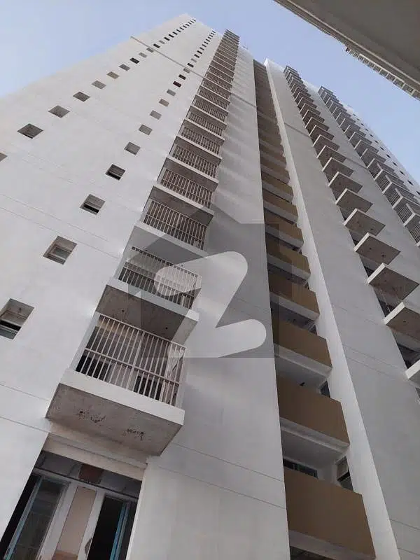 4 Bed Apartment Road Side Lucky One Apartment Located In, Rashid Minhas Road Opposite To UBL Sports Complex,