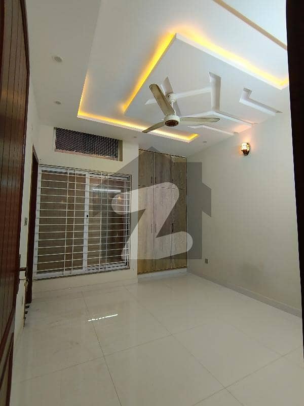 Umer Block 7 Marla Double Storey House Available For Rent Bahria Town