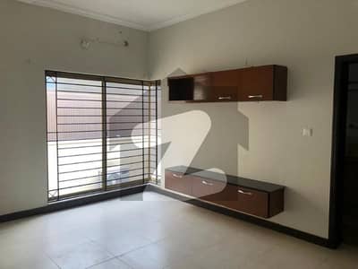 10 MARLA DOUBLE STORY HOUSE FOR RENT IN JOHAR TOWN PHASE 1