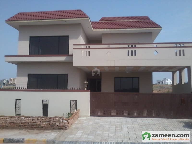 1 KANAL FULL HOUSE FOR RENT IN BAHRIATOWN PHASE 4