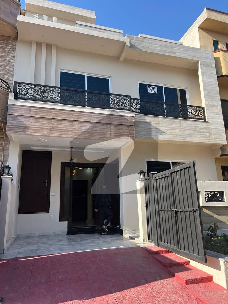 4.5 Marla House For Sale In Sector G13 Islamabad