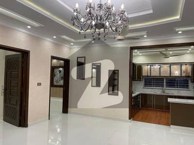 8 Marla Upper Portion House Available For Rent In Usman Block Bahria Town Lahore
