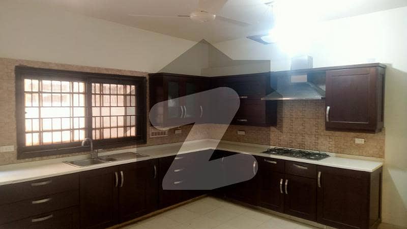 500 YARD BUNGALOW AVAILABLE FOR SALE DHA PHASE 6