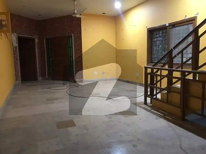 350 Square Yards, House Available For RENT, Commercial Or Residential Use, Clifton Block-2 Karachi