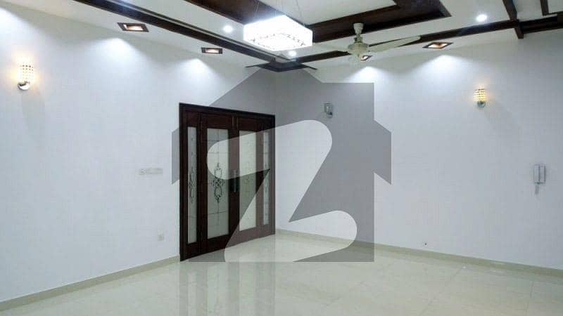 5 Marla Upper Portion In Central Park Housing Scheme Is Available For Rent
