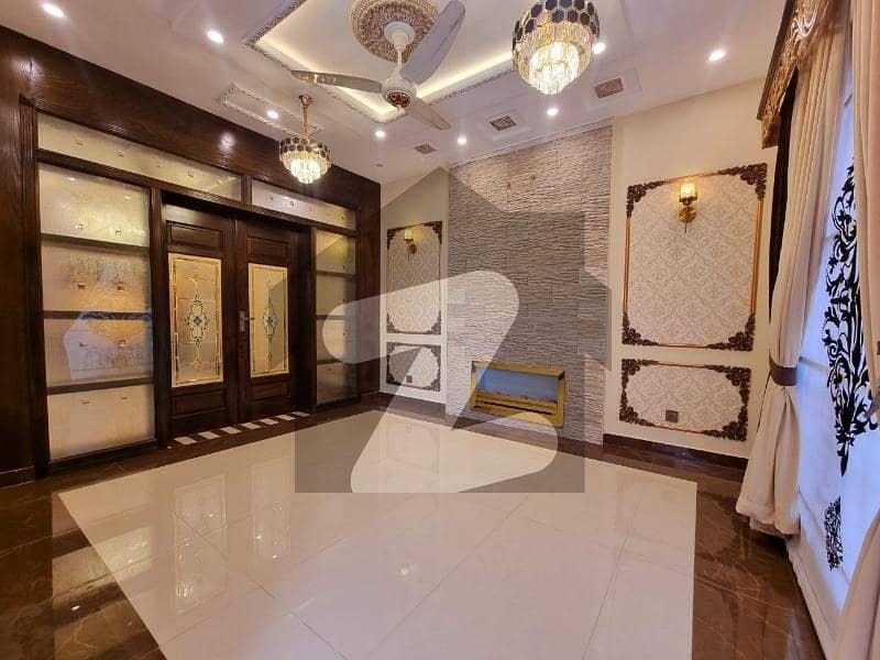 10 Marla House In Stunning Bahria Town Is Available For rent Bahria