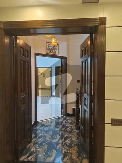 5 Marla House Available For Rent In Bb Block Bahria Town Lahore