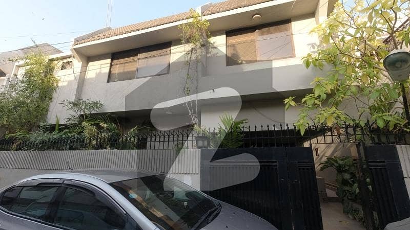 محمد علی سوسائٹی گلشنِ اقبال ٹاؤن,کراچی میں 4 کمروں کا 10 مرلہ مکان 6.5 کروڑ میں برائے فروخت۔