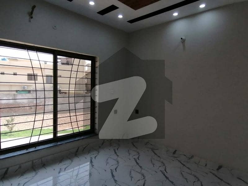 7 Marla Upper Portion Ideally Situated In Gulshan-e-Ravi - Block E