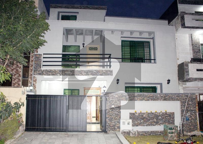 7 Marla Beautiful Used House For Sale In G-13/2 Islamabad