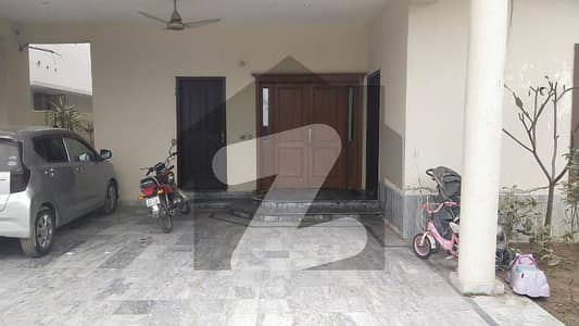 Kanal Lower Portion For Rent In DHA Phase 8